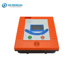 L'adulto ha automatizzato l'attrezzatura medica esterna dall'VEA del defibrillatore 12V